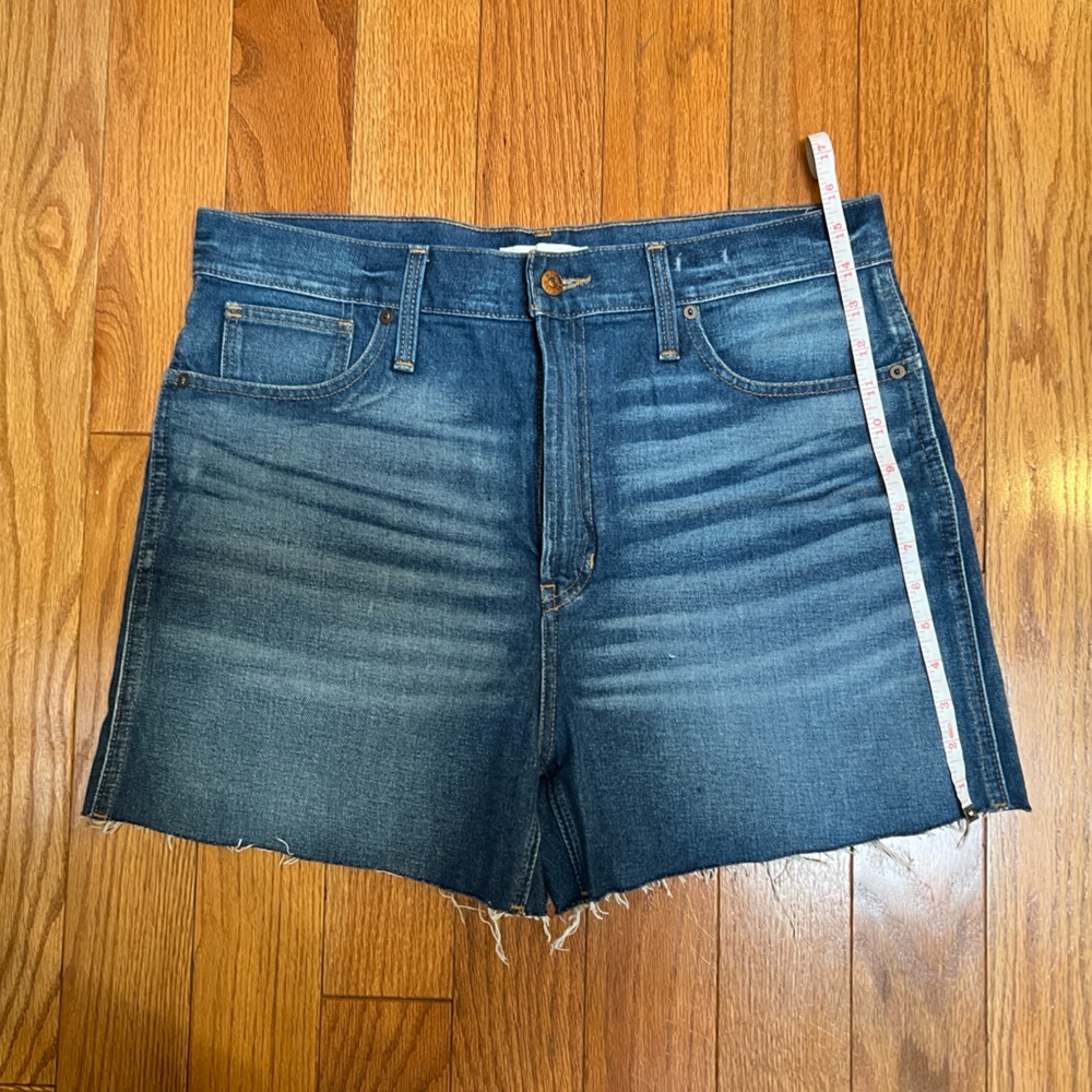 Madewell women’s shorts